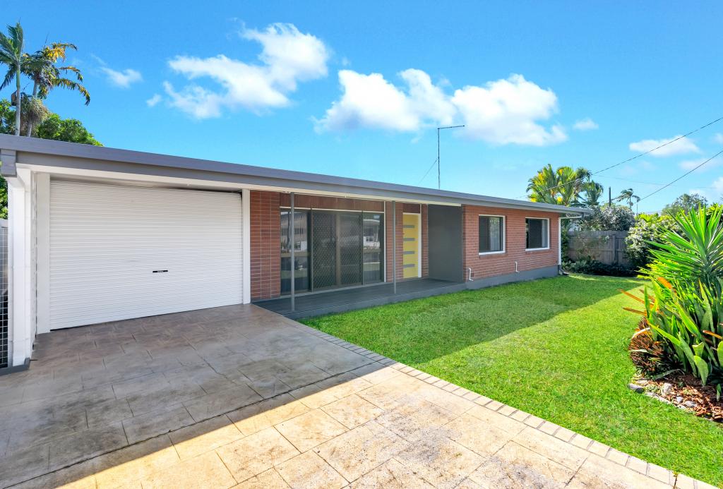 82 Russell St, Edge Hill, QLD 4870