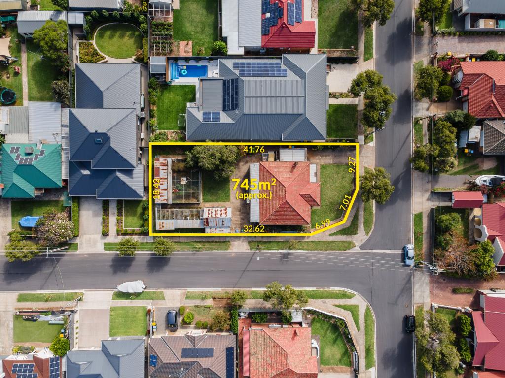 16 Ian St, Broadview, SA 5083