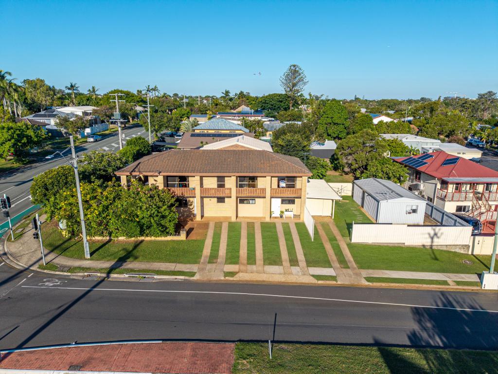 92 MAINE RD, CLONTARF, QLD 4019
