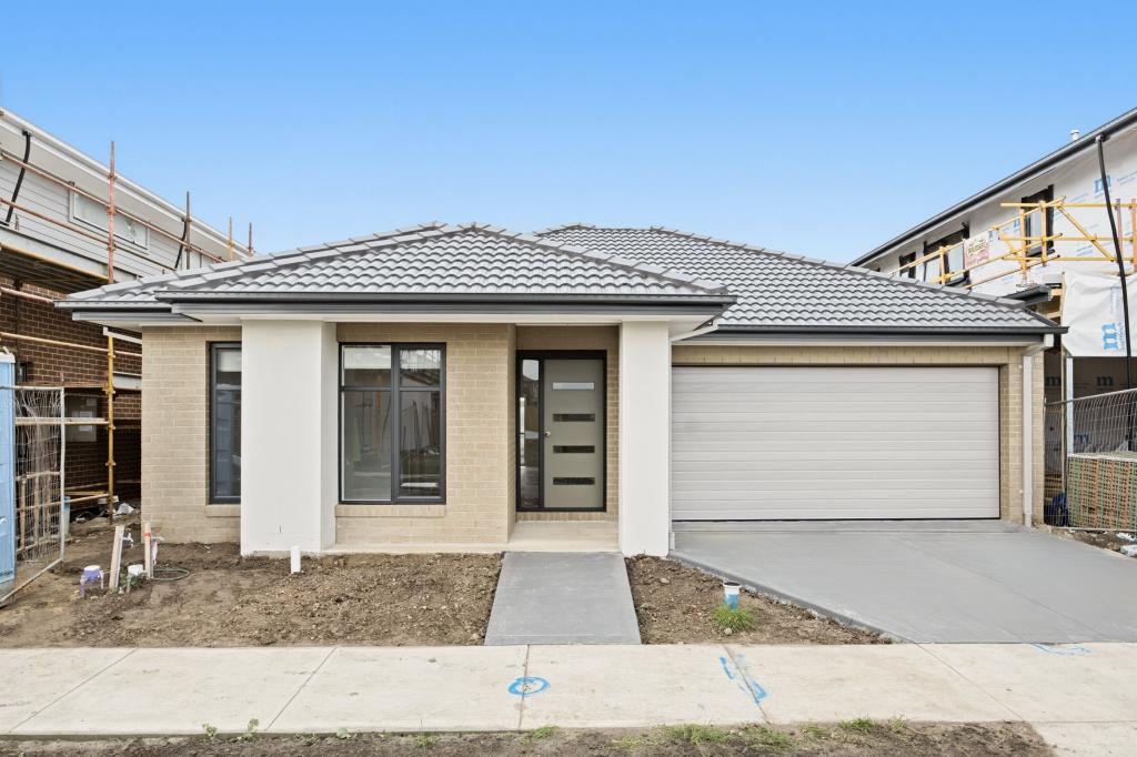5 Majorelle Way, Clyde, VIC 3978