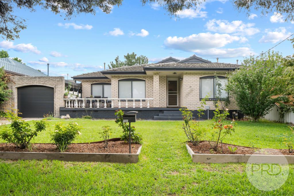 21 Cooinbil Cres, Kooringal, NSW 2650