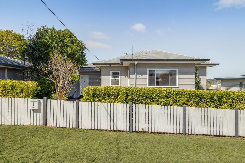 6 Katherine St, North Toowoomba, QLD 4350