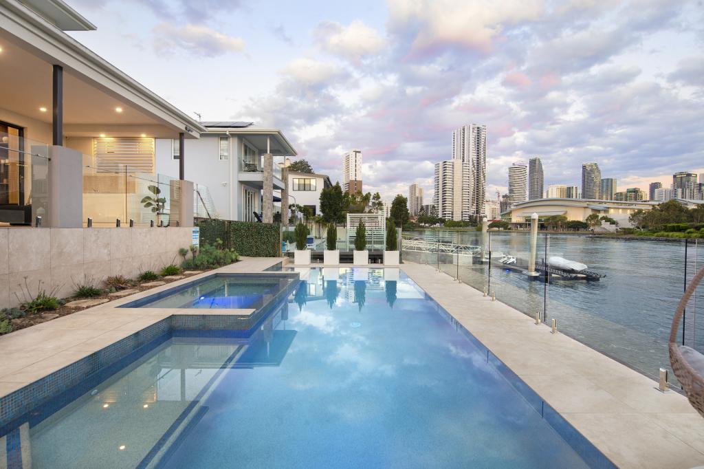 133 Allambi Ave, Broadbeach Waters, QLD 4218