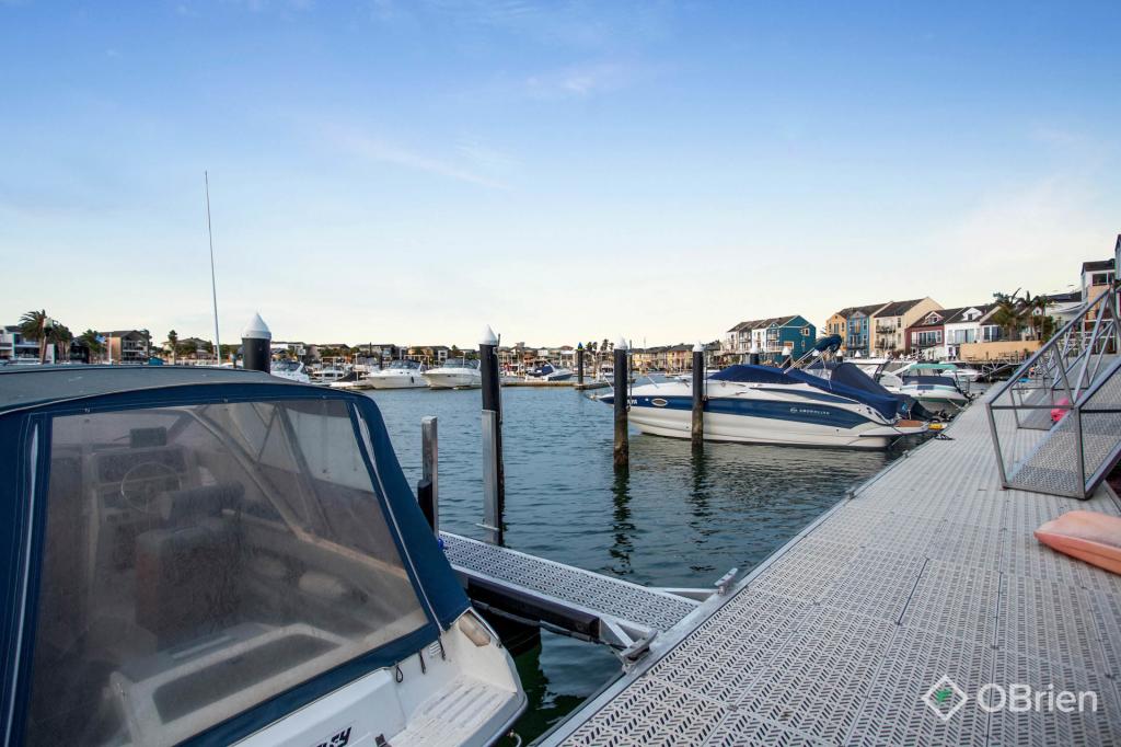 60 Scarborough Dr, Patterson Lakes, VIC 3197