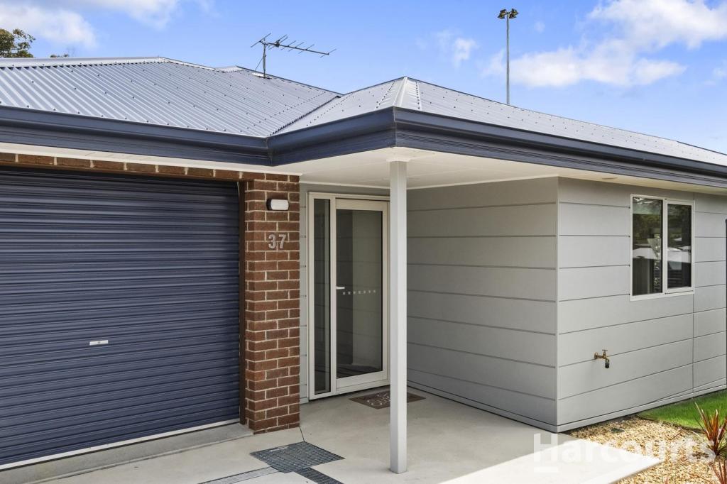 37 Grand Mews, Kingston, TAS 7050