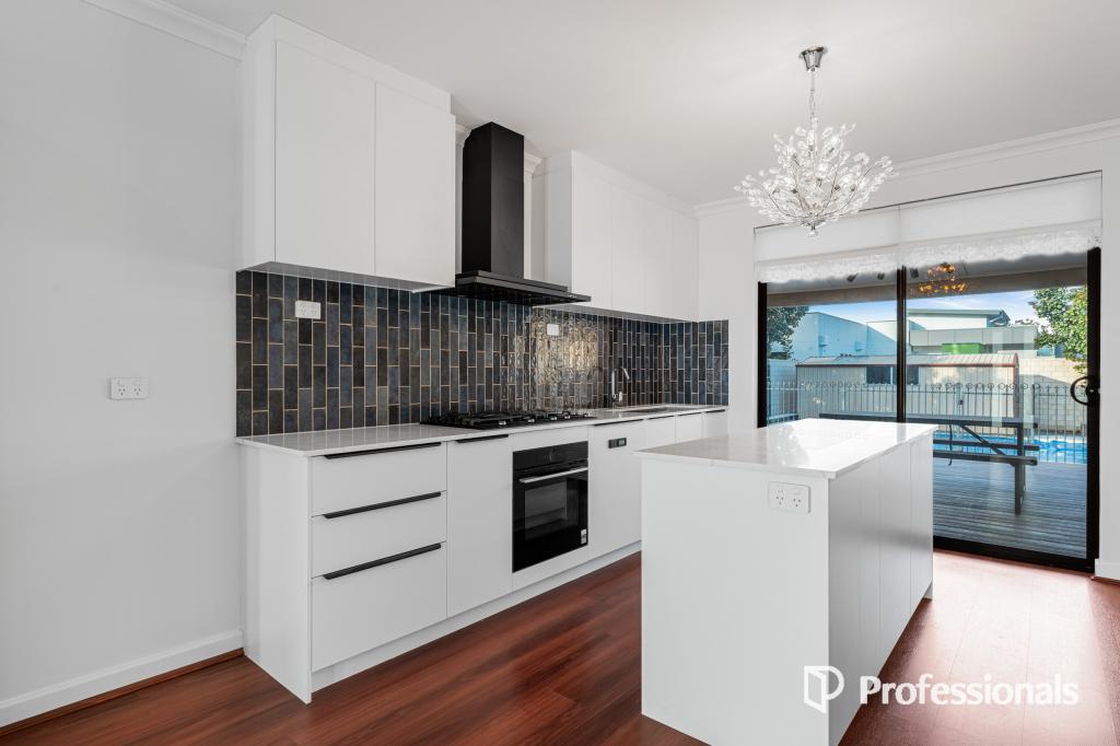 15 Heard Way, Glendalough, WA 6016