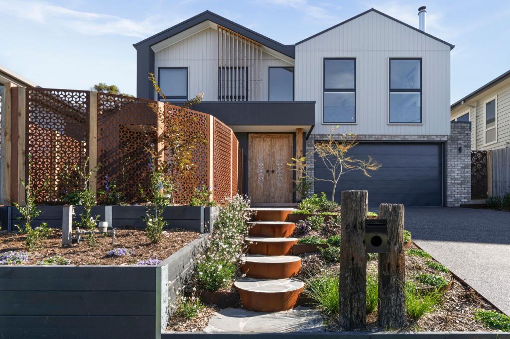 14 ARCTURUS RD, OCEAN GROVE, VIC 3226