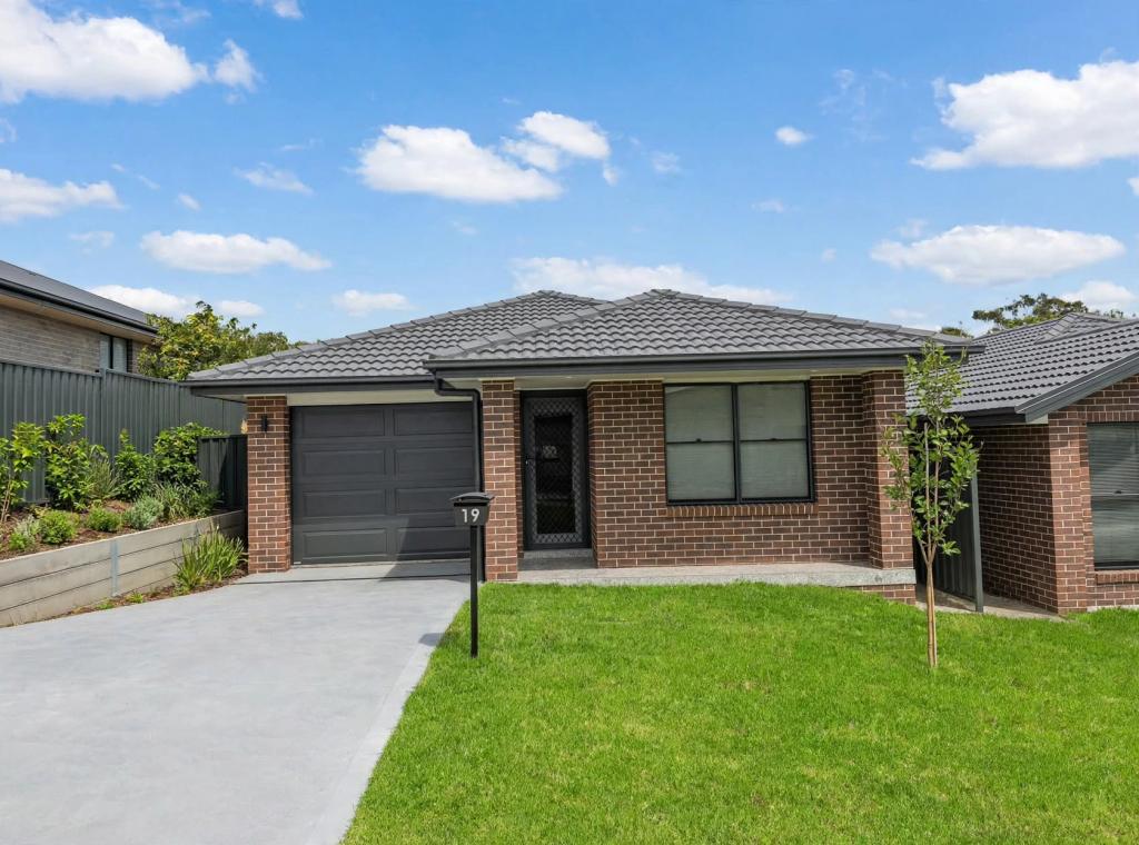 19 Loane Cct, Farley, NSW 2320
