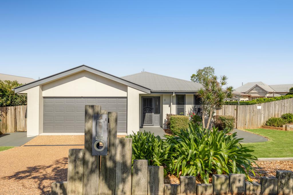 9 Highgrove Dr, Highfields, QLD 4352