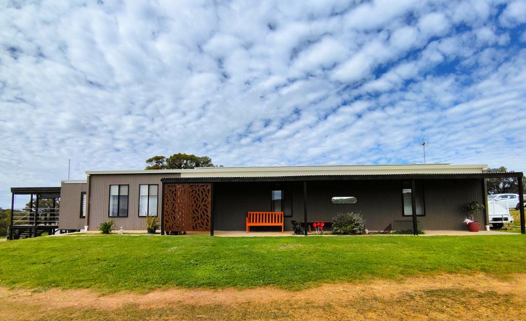25 Simpson Dr, Grenfell, NSW 2810