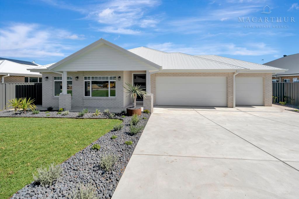 42 Blackwood Cct, Forest Hill, NSW 2651
