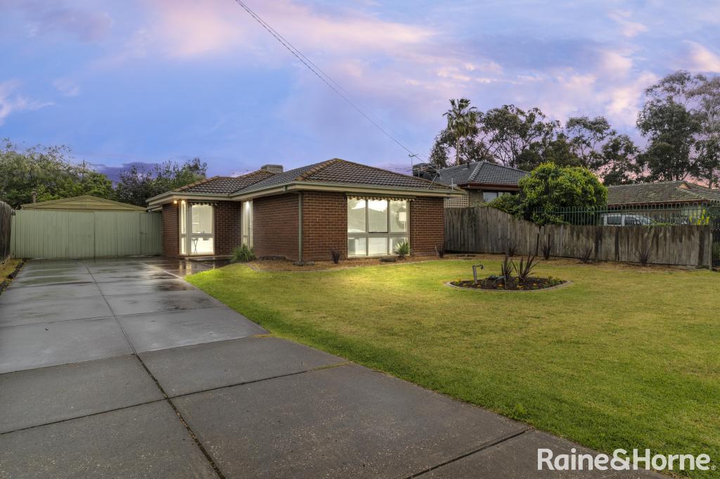 13 Hurley St, Melton, VIC 3337