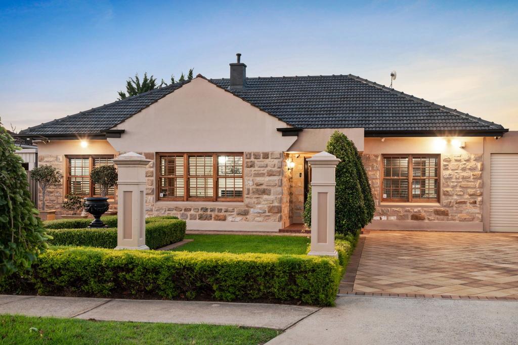 17 Honeyton St, Seaton, SA 5023