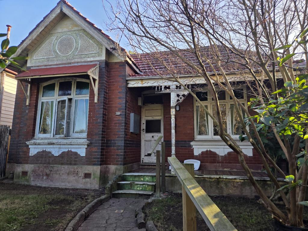 32 The Parade, Dulwich Hill, NSW 2203