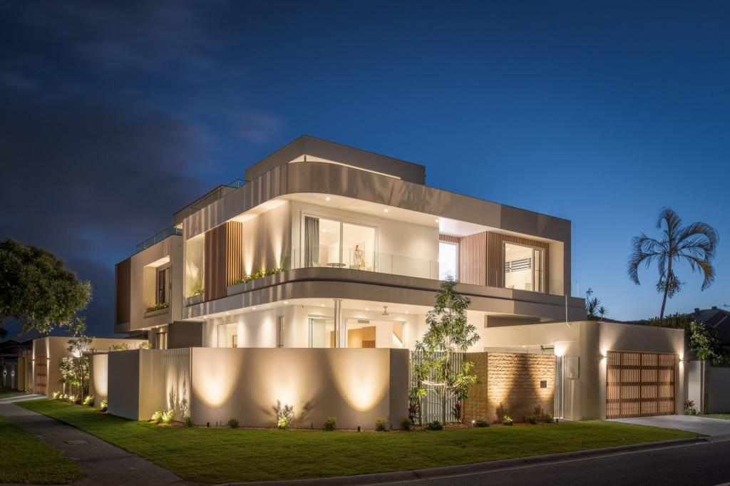 5a Rio Vista Bvd, Broadbeach Waters, QLD 4218