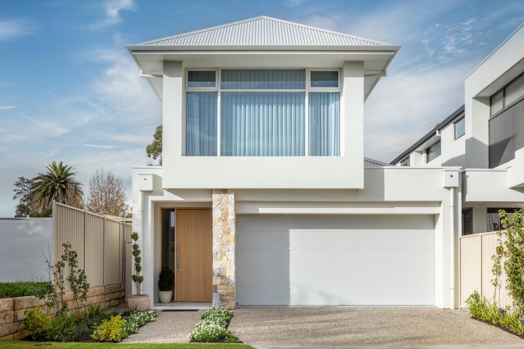 17 SALISBURY ST, SOMERTON PARK, SA 5044