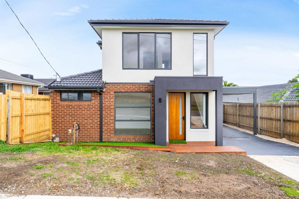 1a Carlson St, Sunbury, VIC 3429