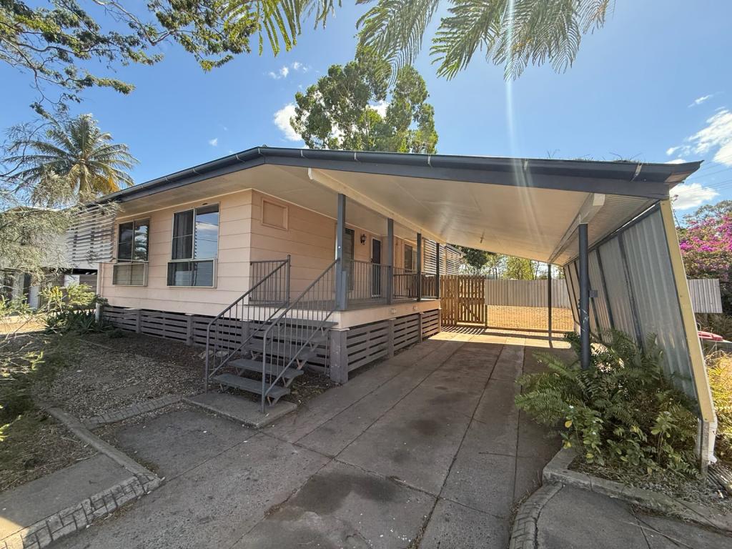 34 Flinders Dr, Moranbah, QLD 4744