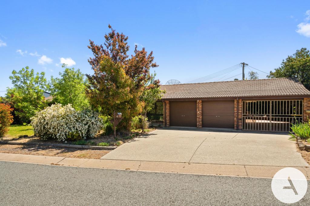 4 Falkiner Pl, Macarthur, ACT 2904