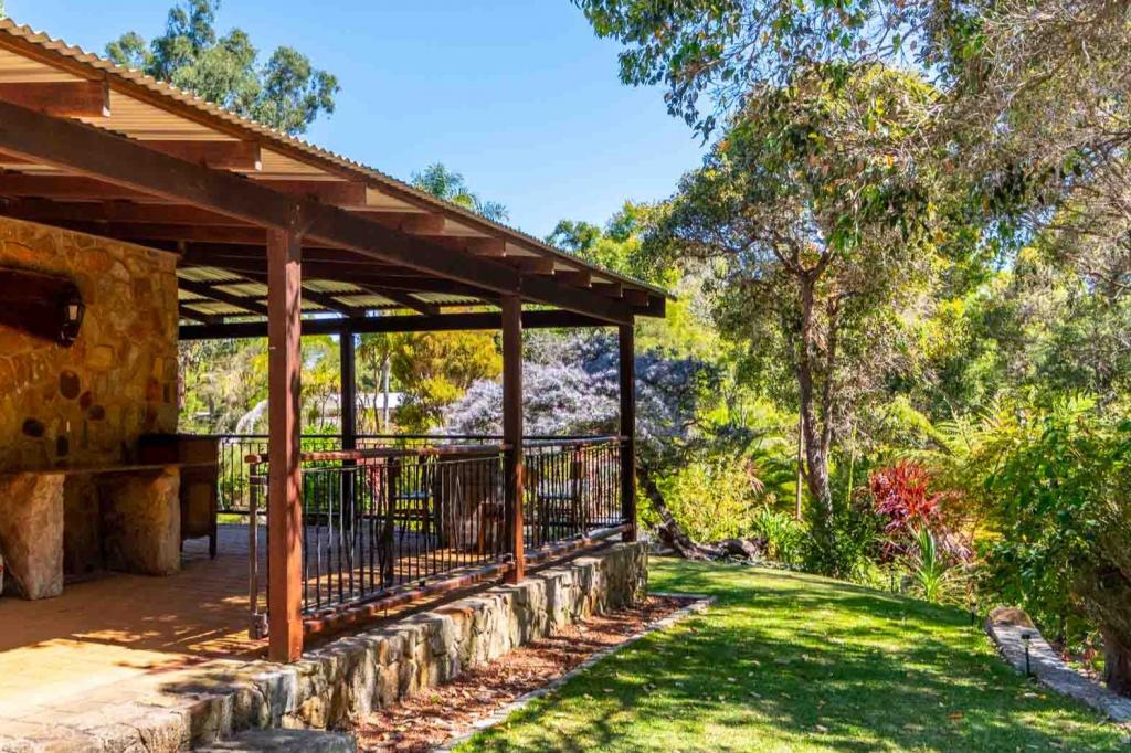 1538 Millbrook Rd, King River, WA 6330