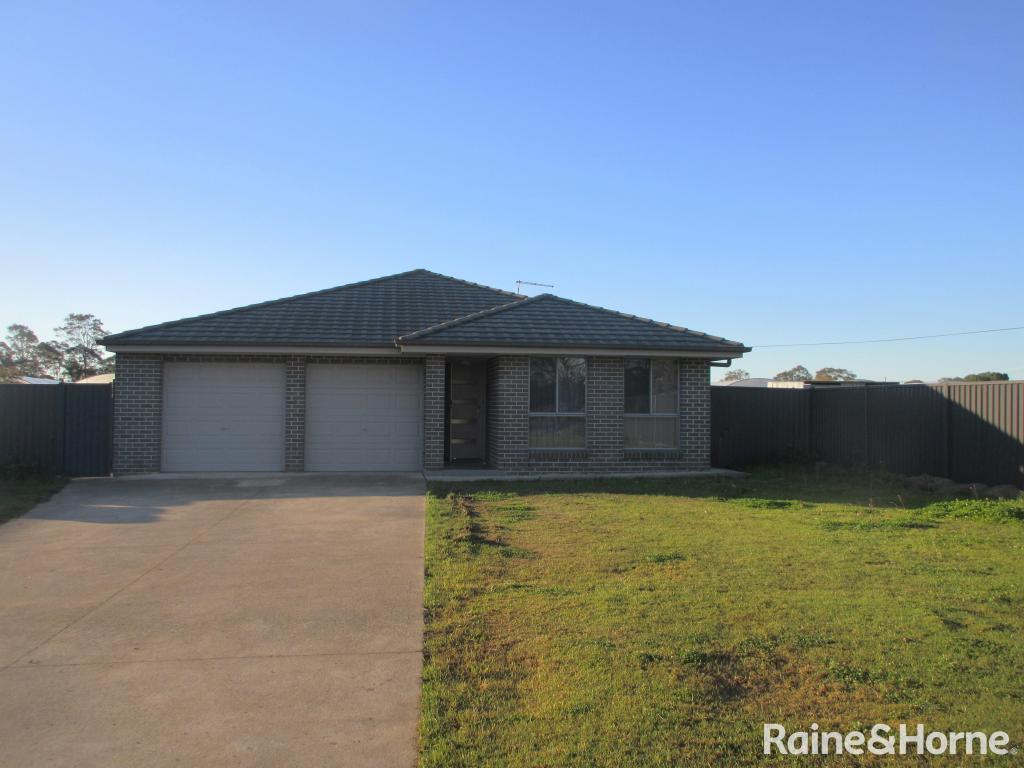 90b Exeter Rd, Kemps Creek, NSW 2178