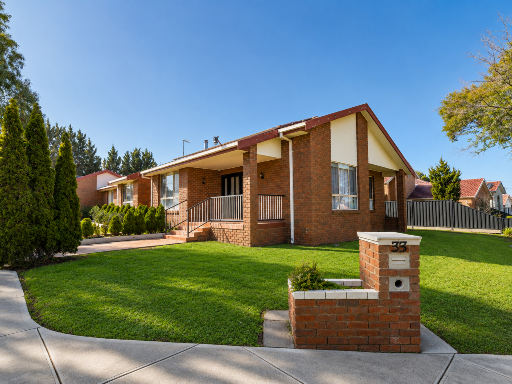 33 Fleetwood Dr, Greenvale, VIC 3059