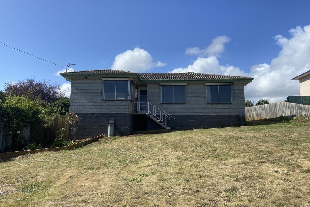 42 Barker St, Ulverstone, TAS 7315