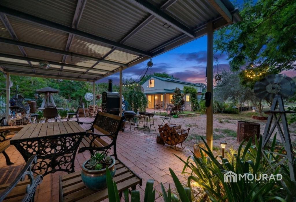 5 AMBLESIDE AVE, MURRUMBATEMAN, NSW 2582