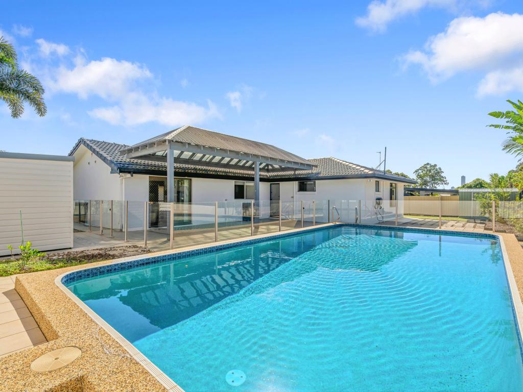 61 Lambros Dr, Benowa, QLD 4217