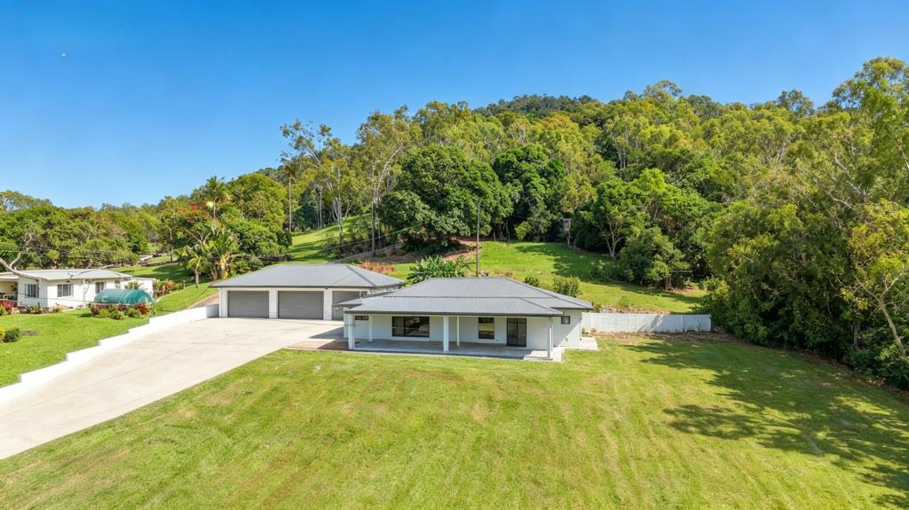 483 Shute Harbour Rd, Mount Julian, QLD 4800