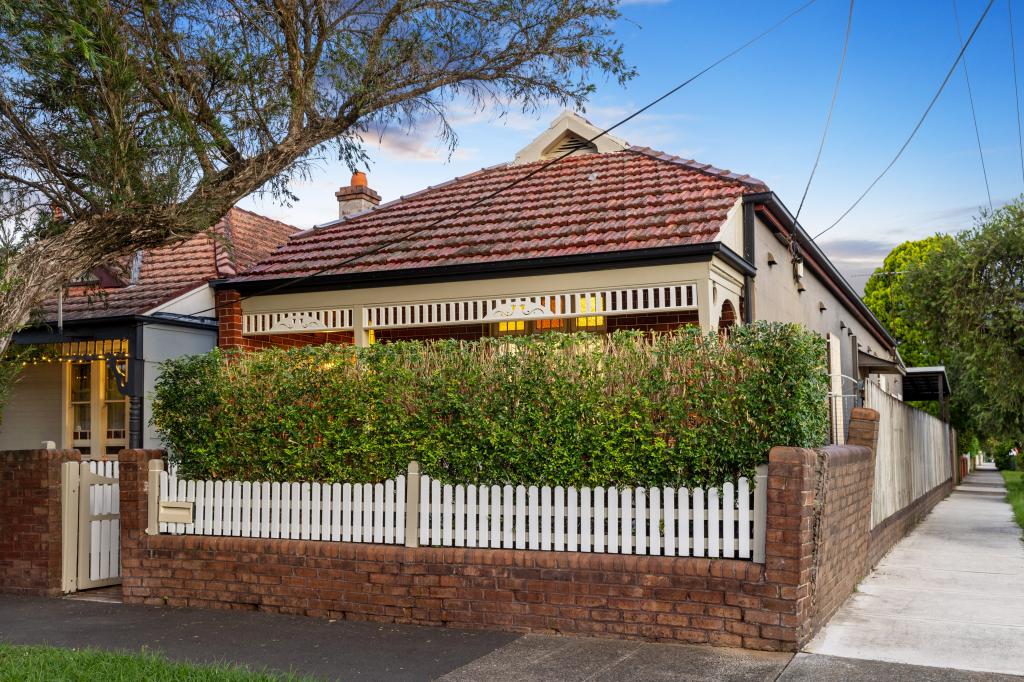 9 Amy St, Marrickville, NSW 2204