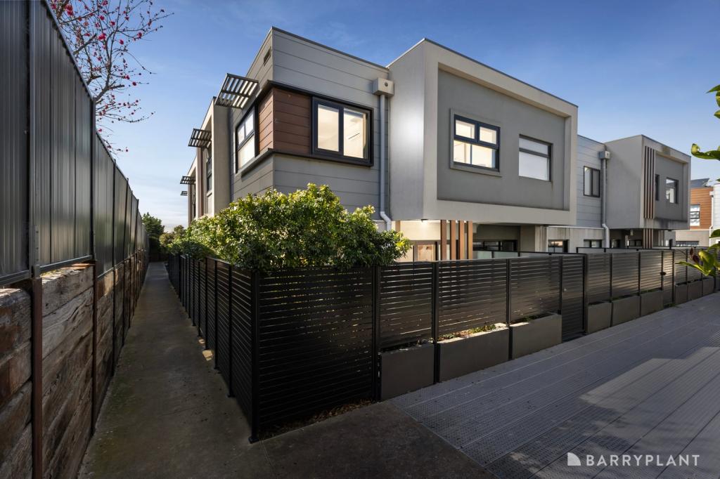 13/15 Mullenger Rd, Braybrook, VIC 3019