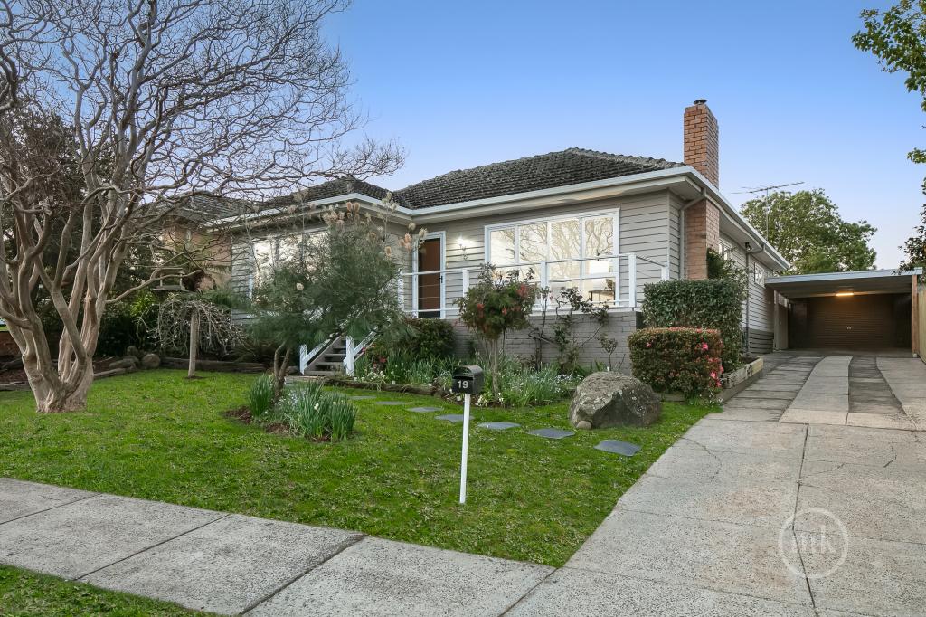 19 Amiet St, Greensborough, VIC 3088
