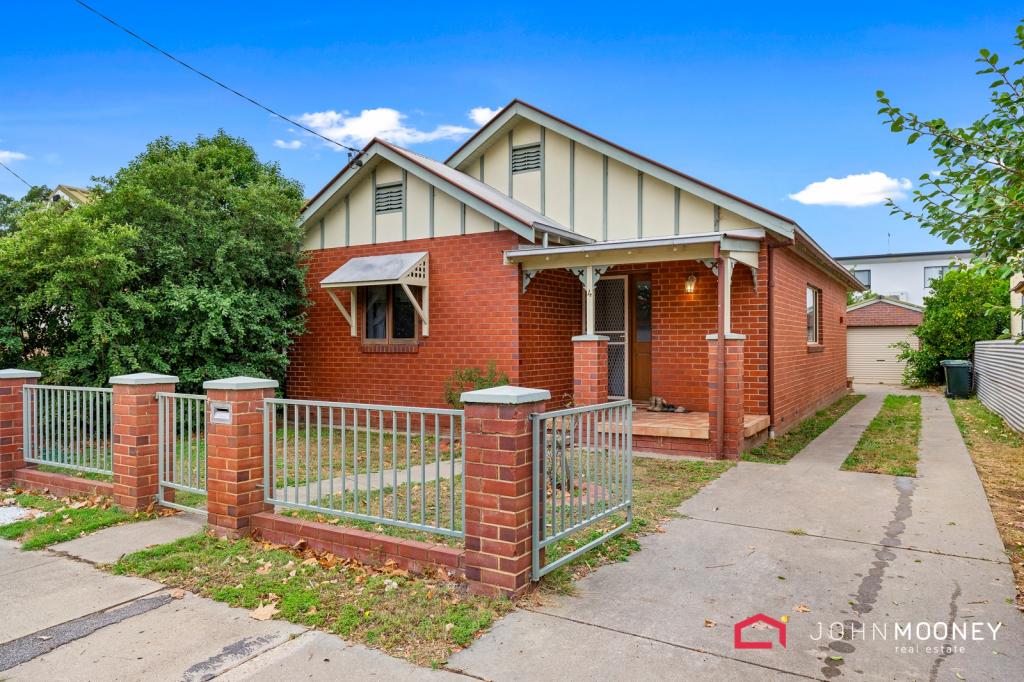 4 Travers St, Wagga Wagga, NSW 2650