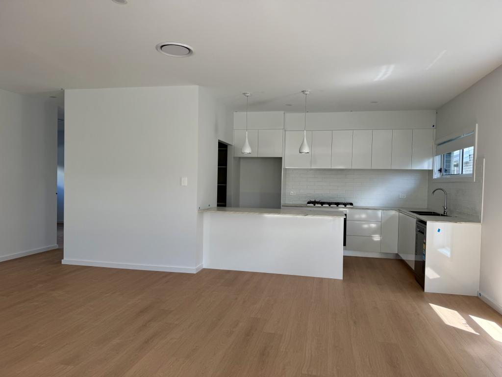 4 Gullygum St, Horsley, NSW 2530