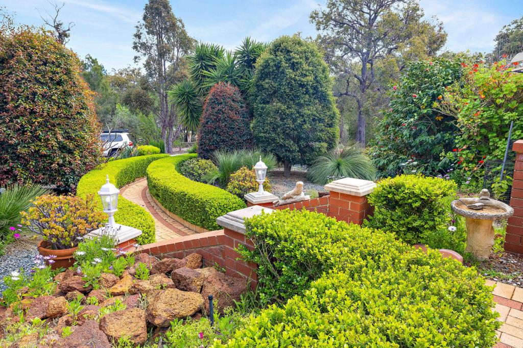 12 O'Neill Pl, Bedfordale, WA 6112