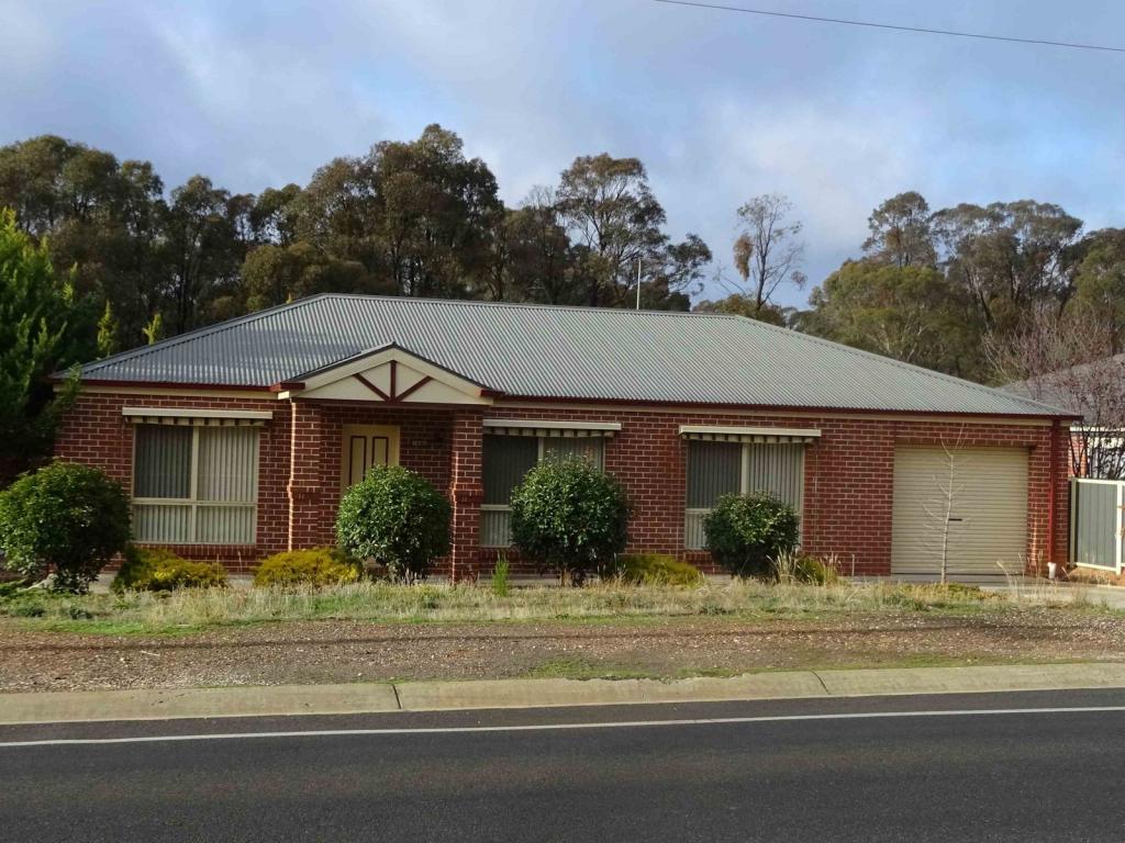 186a Gladstone St, Maryborough, VIC 3465 Townhouse for rent OnTheHouse