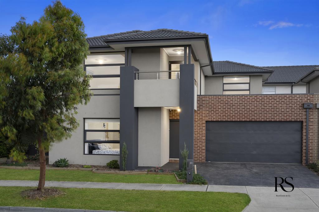 51 SPRINGLEAF AVE, CLYDE NORTH, VIC 3978