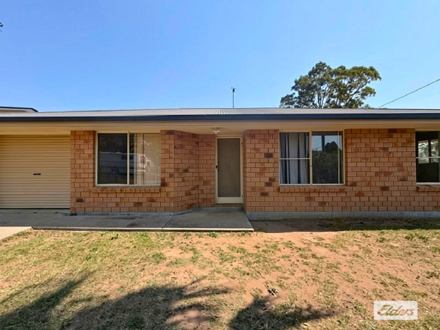 11 Clowes Cres, Warwick, QLD 4370