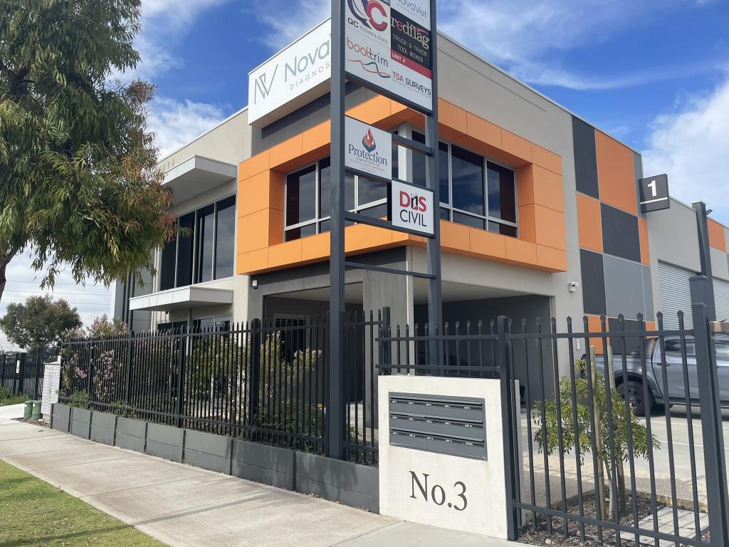 1/3 Wicks St, Bayswater, WA 6053