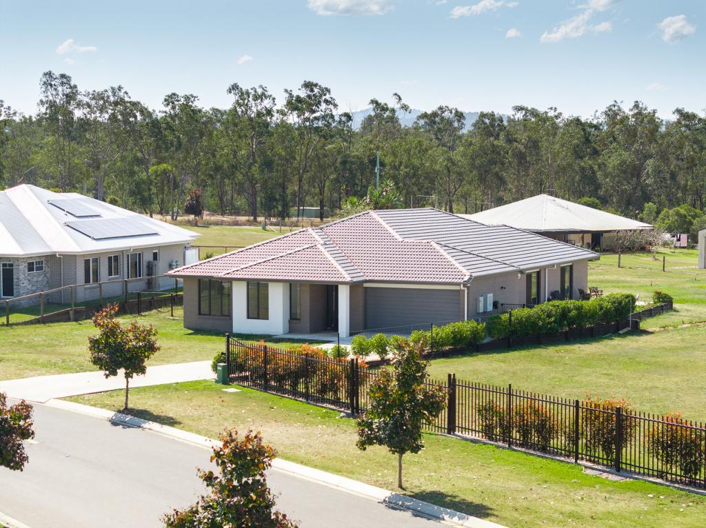 76 Parkridge Dr, Withcott, QLD 4352