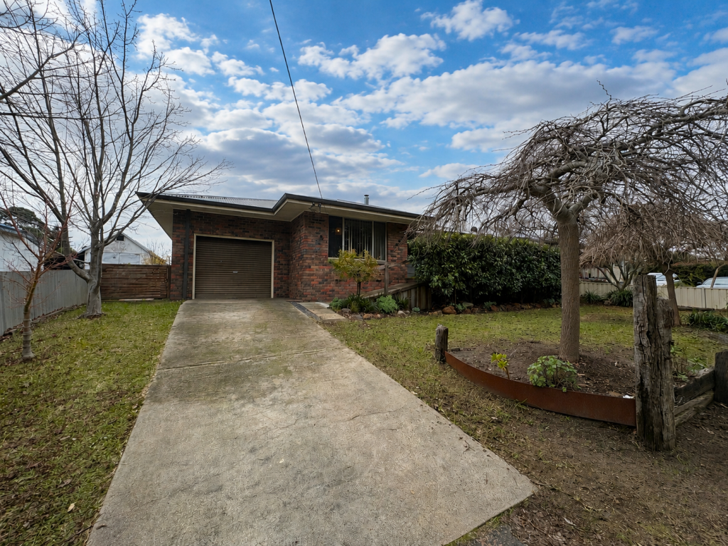 28 Lock St, Manjimup, WA 6258