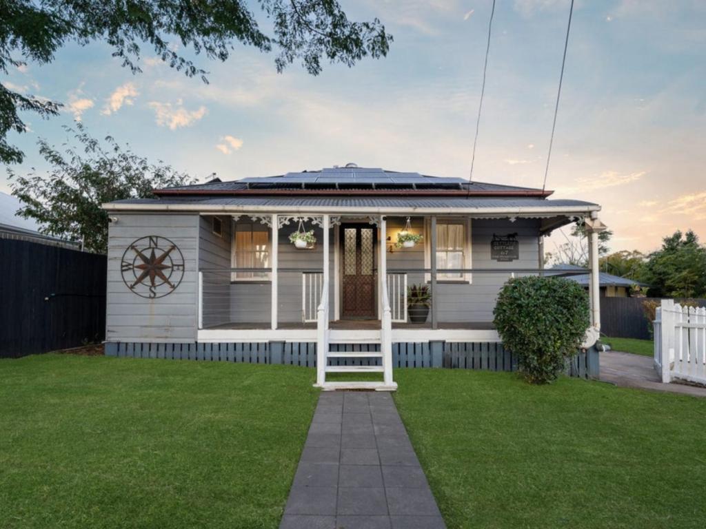 67 Pine Mountain Rd, North Ipswich, QLD 4305