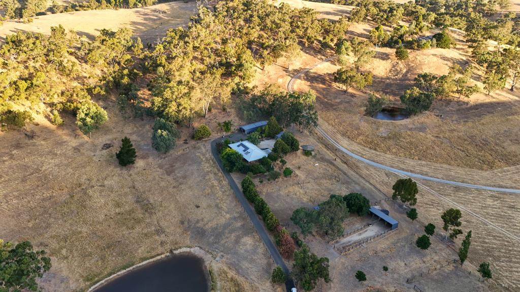 580 Lower Hermitage Rd, Lower Hermitage, SA 5131