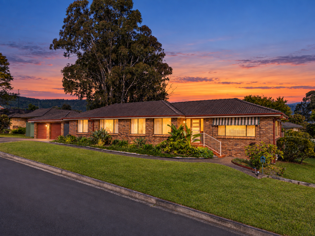 2 Premier Dr, Albion Park, NSW 2527