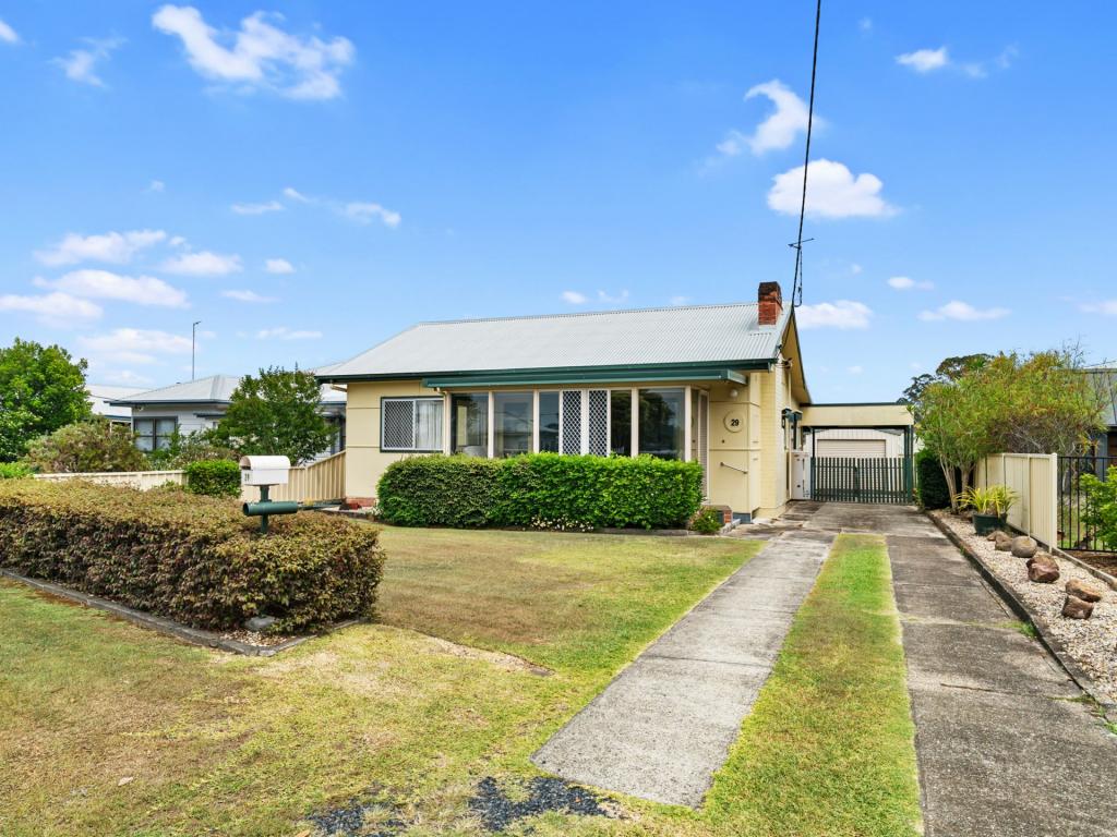 29 Edinburgh Dr, Taree, NSW 2430