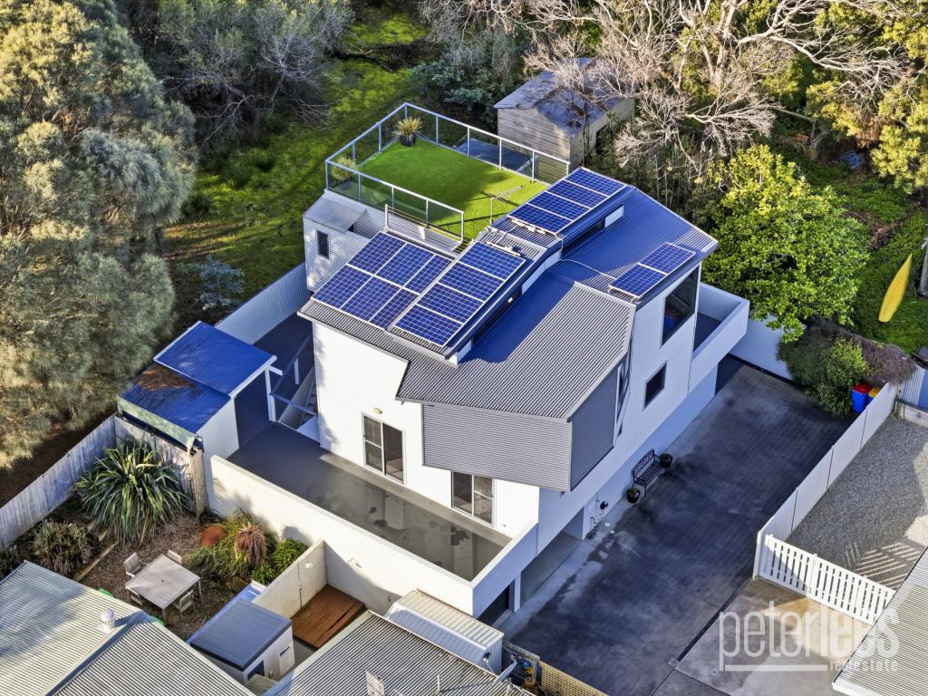 2/14 Dumbleton St, Hawley Beach, TAS 7307