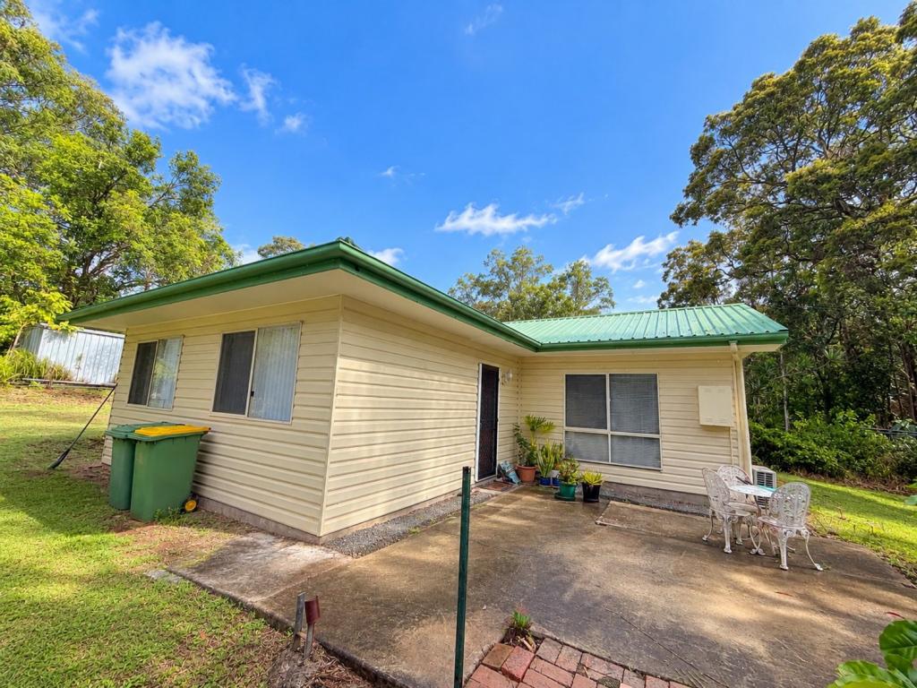 4 Ellis St, Russell Island, QLD 4184