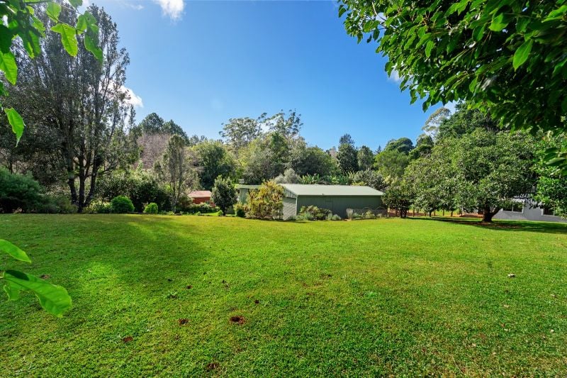 17 Manika Ct, Tamborine Mountain, QLD 4272