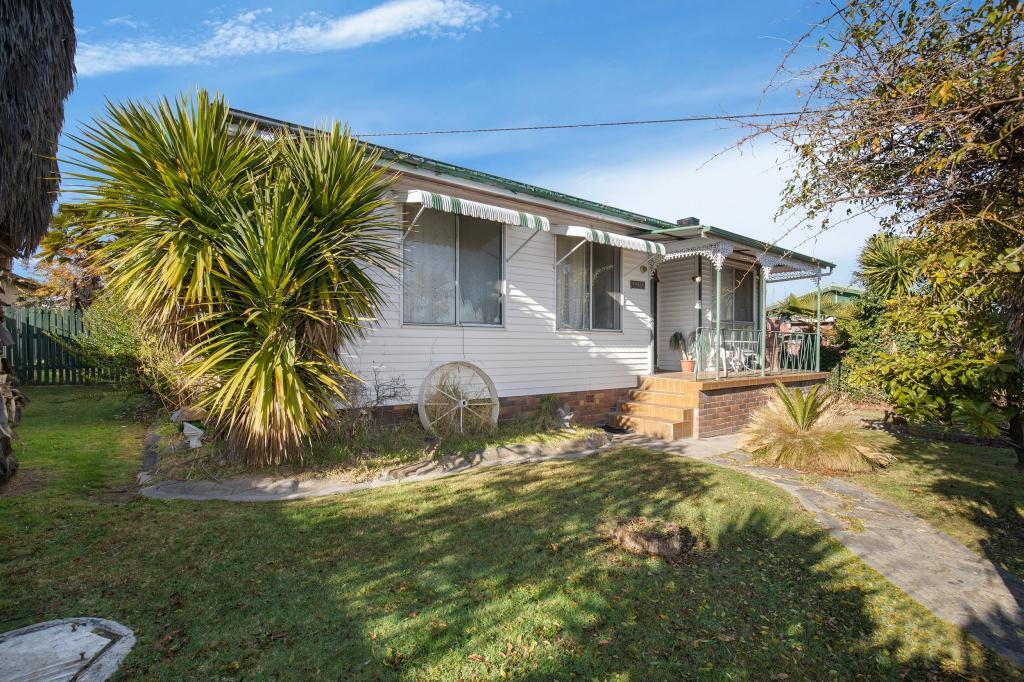 22 Duke St, Uralla, NSW 2358